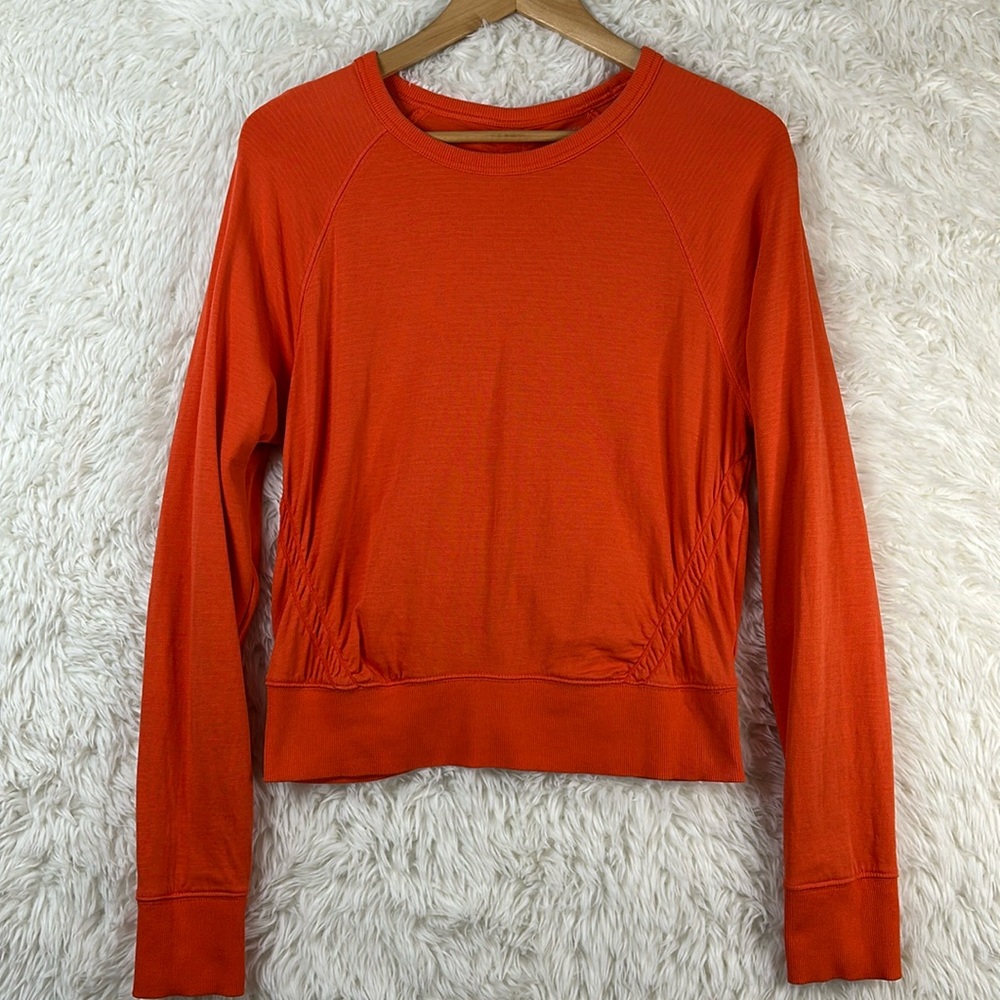 Athleta Sundown Puckered Orange Long Sleeve Sweatshirt